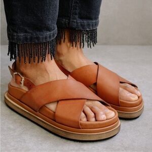 ALOHAS Marshmallow Womens Sandals 39 Brown Tan Leather Crossover Buckle